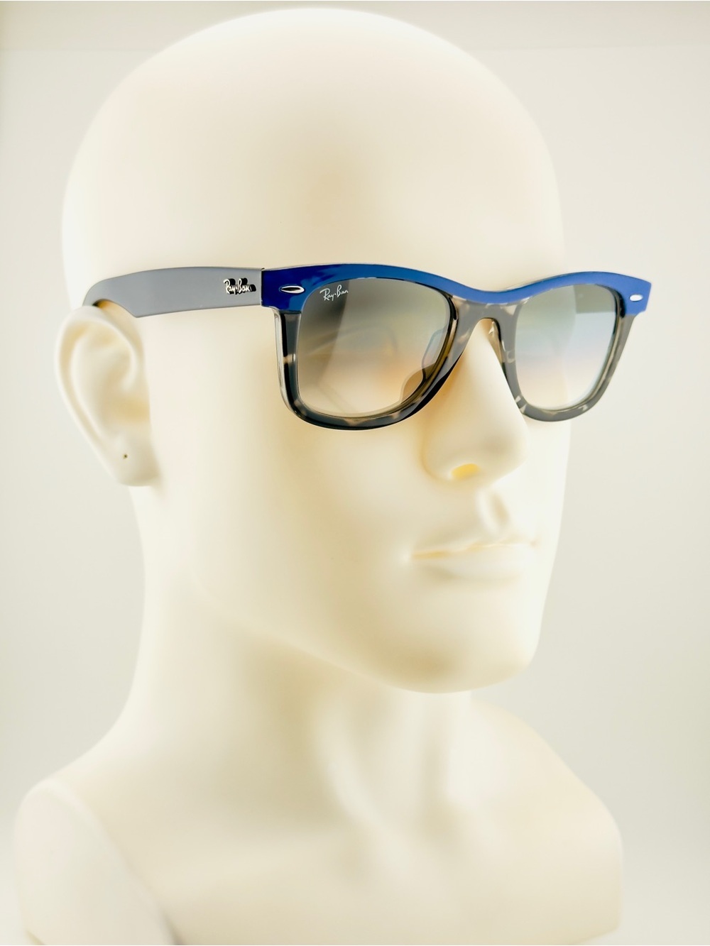 Ray-Ban Sunglasses RB2240 Wayfarer Street Polished blue Havana Frame Blue Lenses